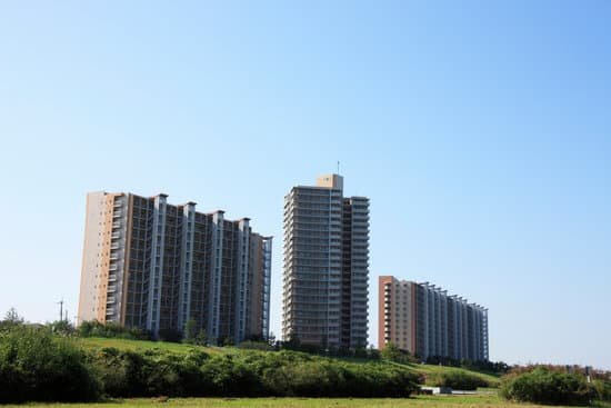 canva apartment MAC B y7bng