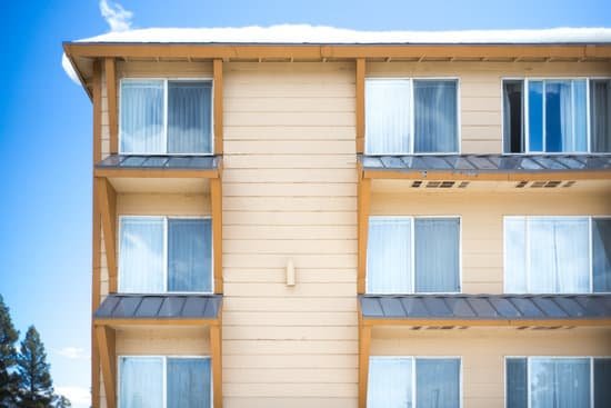 canva apartment and blue sky MADBkCiEtbk