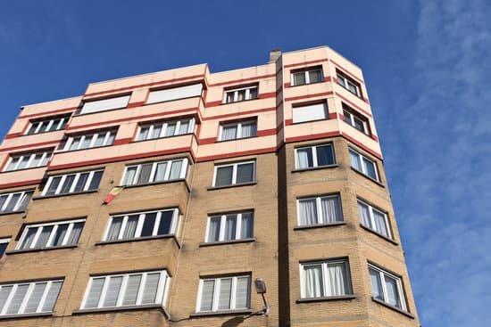 canva apartment blocks MAEE AOyeDI