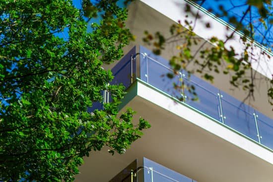canva apartment building pine grove MADAmUTYrIU