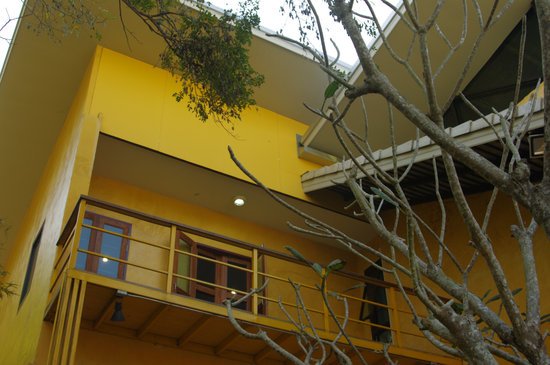 canva apartment building. MADFOjBWrvM