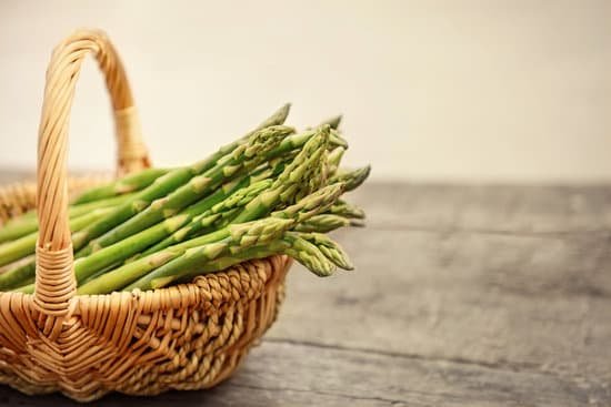 canva asparagus in wicker basket close up MAD QrezyNM