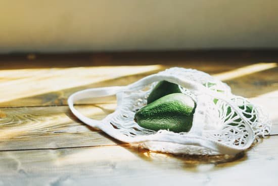 canva avocado in knitted bag MAD9tPPXsmg