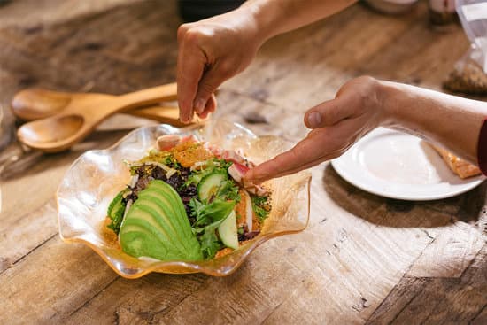 canva avocado salad food background MAEV7LPTAAk