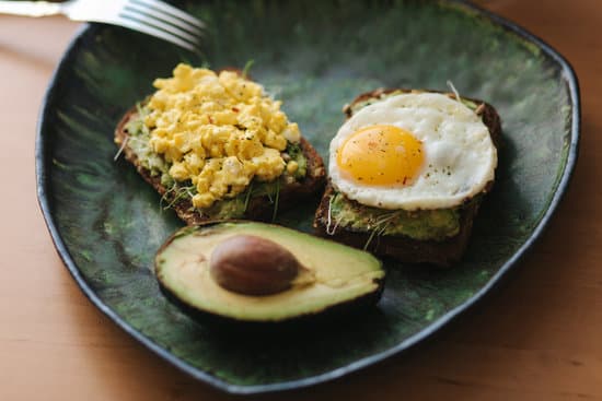 canva avocado toast with egg MAERFUD bII