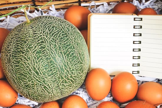 canva basket to put the cantaloupe and eggs on special days. MAEQojG7zh0