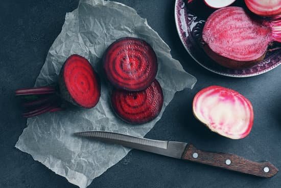 canva beet slices on grey table MAD Q72Z0Zc