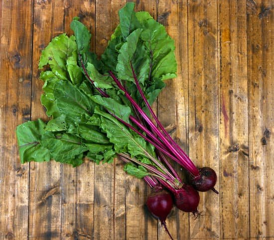 canva beets on a wooden table MAD MdZofcY