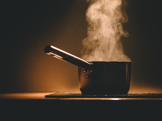 canva black cooking pot and smoke in close up photography MADGyWSZ tg