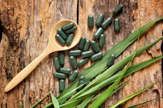 canva chlorophyll pill MAC 3uhwO5U