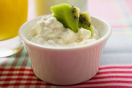 canva cottage cheese with kiwi MAC5eO5eqQ4