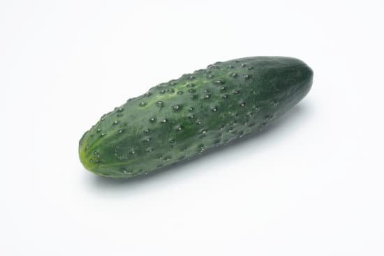 canva cucumber MADCCrRWd04