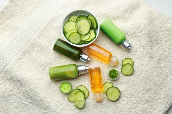 canva cucumber beauty products on towel MAD9T4fH3Ks
