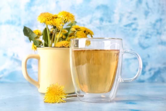 canva cup of healthy dandelion tea on color background MAD8BfOS1i8
