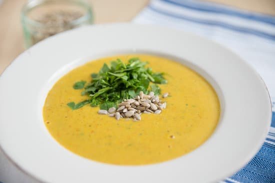 canva curry coconut soup with cilantro MADBYHYBBAw