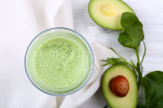 canva delicious fresh avocado smoothie MAD QqI8MPY