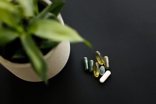 canva dietary supplements. omega 3 spirulina chlorophyllmagnesium MAEYTcCOW08