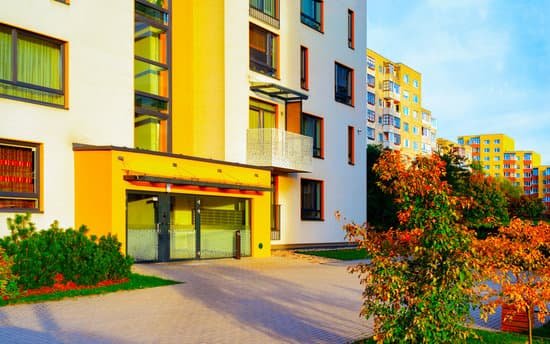canva entrance of apartment MAD7EnSpnoU