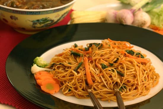 canva garlic noodles MADASUXu1iM