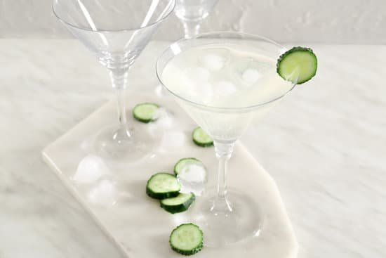 canva glasses of martini with cucumber slices MAD7pJ JZzQ