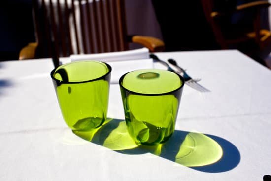 canva green glasses MADKrm5NRoU