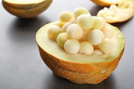 canva honeydew balls on a table MAD9UE5EvEQ