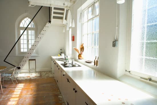 canva kitchen in studio apartment MAC79hkBsfY