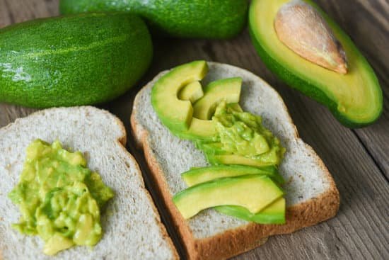 canva mashed avocado on toast MAEBW33KeCQ