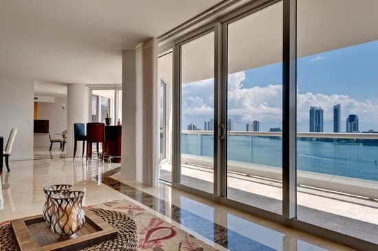canva modern apartment with ocean view MADaqpA457g