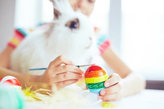 canva painting with easter rabbit MABTKnnWCQ0