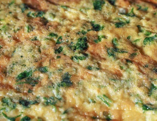 canva parsley cilantro omelette MABzOVw kQA