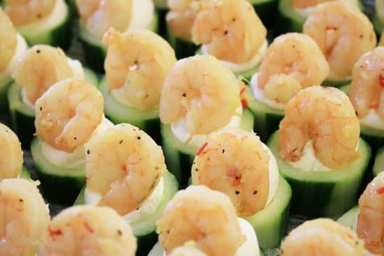 canva shrimps on cucumber MAAwmwPqlgk