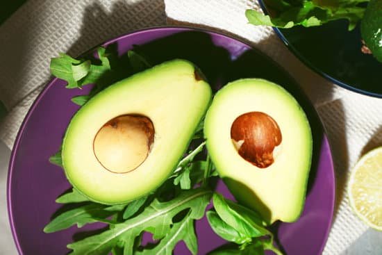canva sliced avocado with arugula MAD MZnMVc4