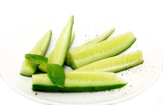 canva sliced cucumber MAC9eLbMgGA