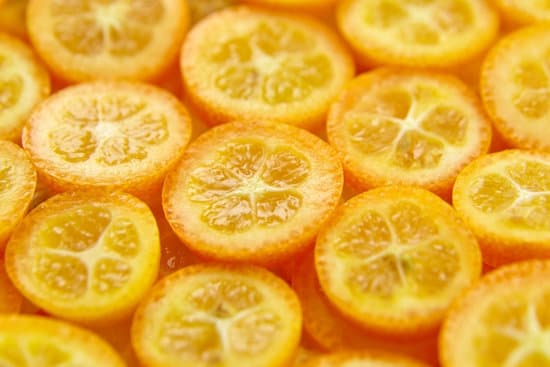 canva slices of kumquat fruit closeup MAEOUAz6bSQ