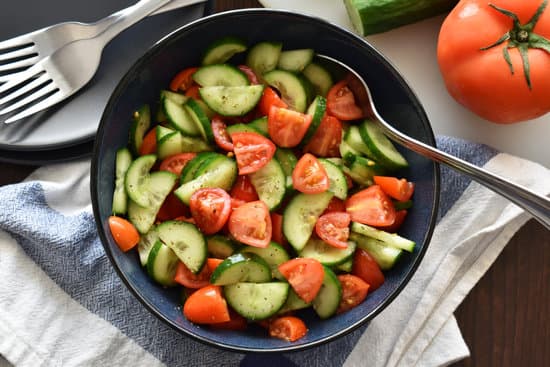 canva tomato and cucumber salad