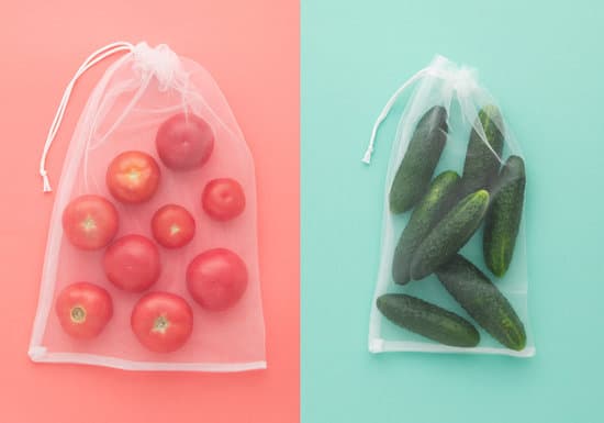 canva tomatoes and cucumbers in string bags MAEORNgW9i0