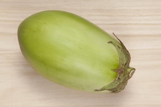 canva white eggplant MAC HS5 faw