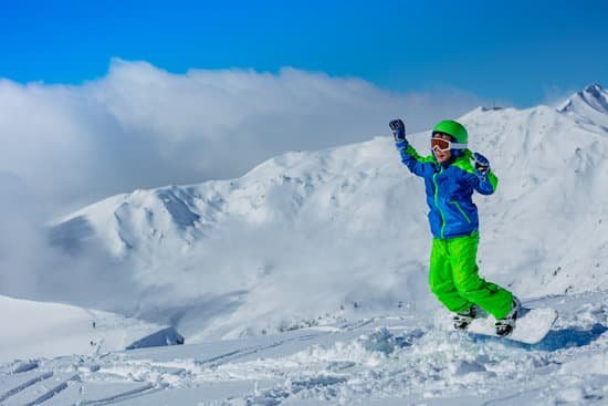 canva boy with snowboard MAD giz7weM