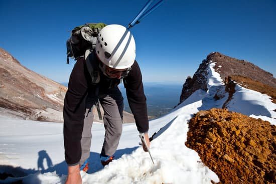 canva climbing MAAUijbqF0Y