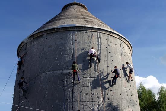 canva climbing MADz8D5HHEc