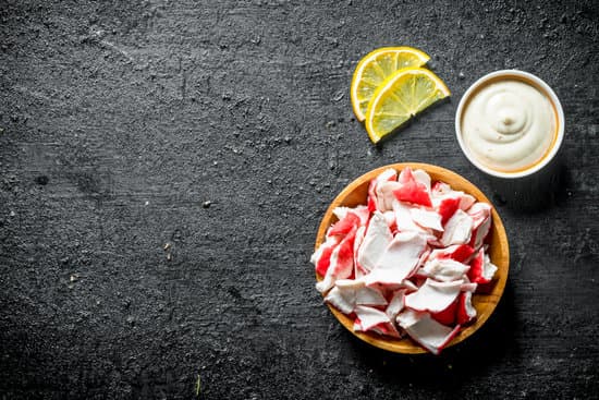 canva crab meat with dipping sauce MAEQN9DNIBo