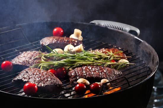 canva delicious meat with vegetables on grill MAD9T5 JfrM