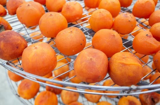 canva dried persimmons on a rack MAD 9w LLgU