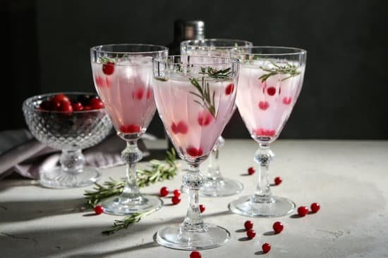 canva four rosemary drinks with berries MAD9TpAe I4