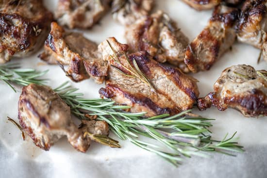 canva grilled meat with rosemary MAEThBlwyzM