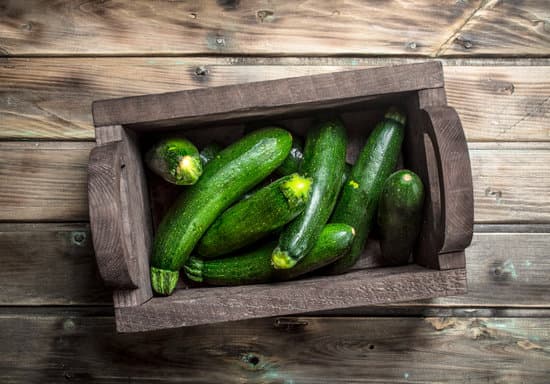 canva ripe zucchini in the box. MAEPgvRWtQ0