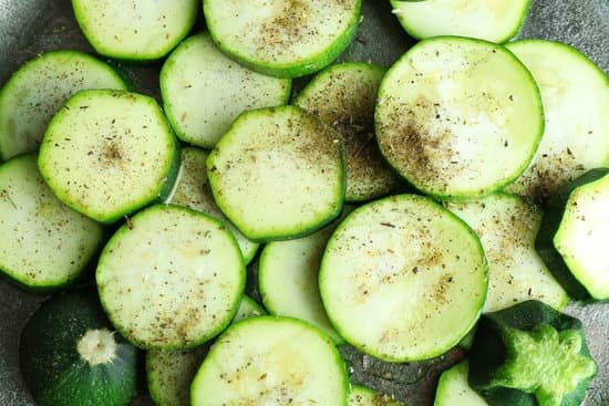 canva roasted sliced zucchini background MAD MZpoba4