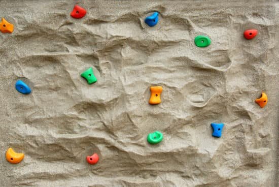 canva rock climbing wall MAAQD088HKg