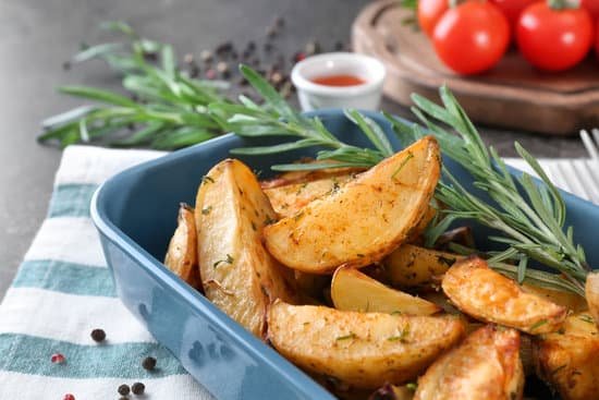 canva rosemary potato wedges presentation MAD9T4z4Ync